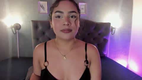 Snapshot of giannaslimjb chatting on September 2025 03:51:01 AM giannaslimjb online show from September 2025 03:51:01 AM