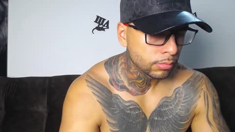 Dilan online show from October 2025 07:43:01 PM