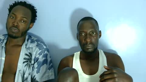 giant_couple online show from June 2026 04:34:02 AM