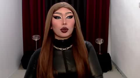 Gia X online show from January 2025 07:43:01 AM