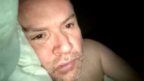 Snapshot of giddyup2222222 chatting on March 2026 05:44:01 AM giddyup2222222 online show from March 2026 05:44:01 AM