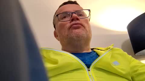 Snapshot of giddyup2222222 chatting on March 2026 12:48:02 AM giddyup2222222 online show from March 2026 12:48:02 AM