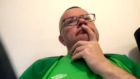 Snapshot of giddyup2222222 chatting on April 2026 07:27:01 AM giddyup2222222 online show from April 2026 07:27:01 AM