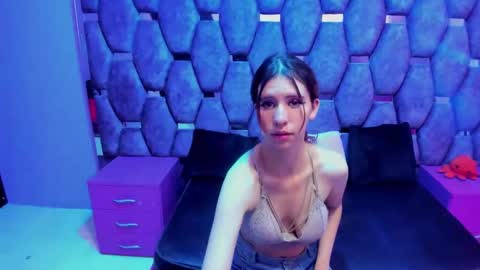 gigi glase online show from September 2025 07:52:01 PM