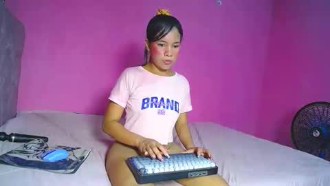 GIGI STCOTT online show from May 2026 12:29:01 AM