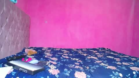 GIGI STCOTT online show from June 2026 02:03:01 AM