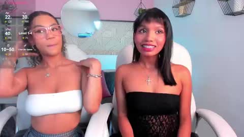 Snapshot of gigi_strawberry chatting on September 2025 05:30:01 AM GIGI online show from September 2025 05:30:01 AM