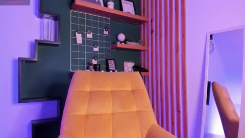 Snapshot of gigi_strawberry chatting on January 2026 11:42:01 PM GIGI online show from January 2026 11:42:01 PM