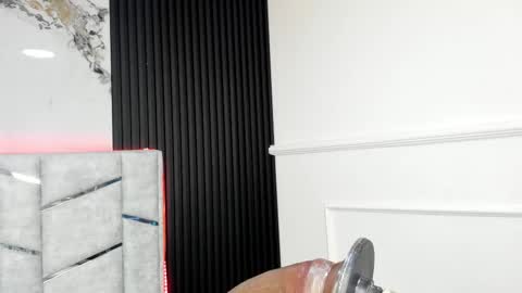 Gigi Doll online show from October 2025 11:13:02 AM