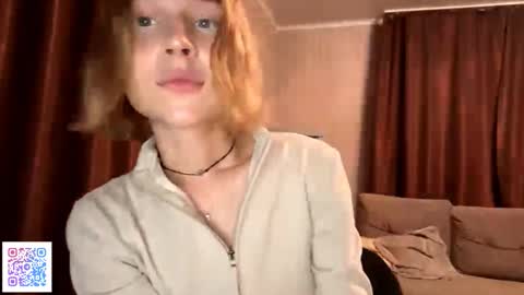 Snapshot of gigikray chatting on October 2025 07:35:02 PM Molly online show from October 2025 07:35:02 PM