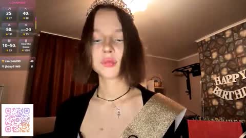 Snapshot of gigikray chatting on November 2025 07:58:02 PM Molly online show from November 2025 07:58:02 PM