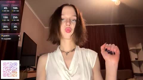 Snapshot of gigikray chatting on November 2025 07:23:02 PM Molly online show from November 2025 07:23:02 PM