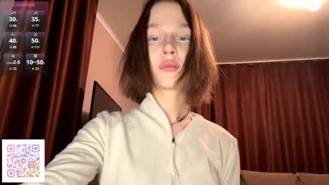 Snapshot of gigikray chatting on November 2025 07:35:01 PM Molly online show from November 2025 07:35:01 PM