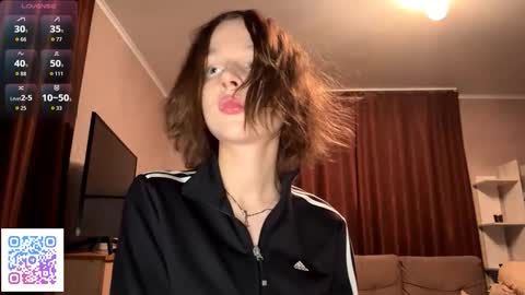 Snapshot of gigikray chatting on December 2025 07:54:02 PM Molly online show from December 2025 07:54:02 PM