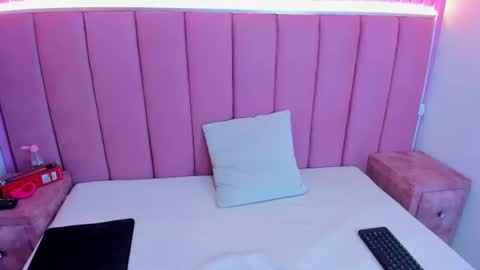 Snapshot of gigy_deluxe chatting on June 2026 02:29:01 PM gigy_deluxe online show from June 2026 02:29:01 PM