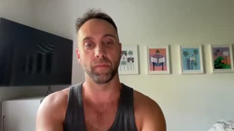 gilber10101 online show from October 2025 07:58:01 PM