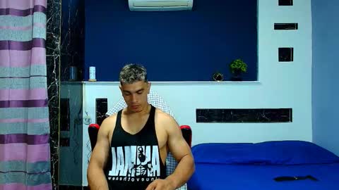 GILBERT online show from September 2025 03:07:02 AM