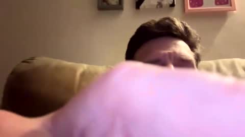 Snapshot of gilbertinio chatting on December 2024 11:20:02 PM Gilbert online show from December 2024 11:20:02 PM