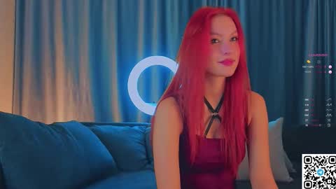 Snapshot of gildedkitten chatting on October 2025 06:09:02 PM Stacy online show from October 2025 06:09:02 PM