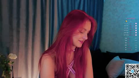 Snapshot of gildedkitten chatting on October 2025 06:45:02 PM Stacy online show from October 2025 06:45:02 PM