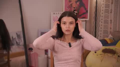 Mia online show from February 2026 08:11:02 AM