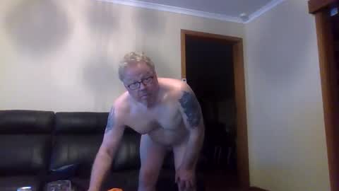 Snapshot of gimmmieoooo chatting on October 2025 08:56:01 AM gimmmieoooo online show from October 2025 08:56:01 AM