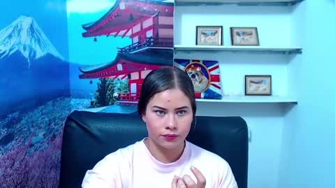 Snapshot of gina_pervertt chatting on December 2024 07:48:02 PM Gina online show from December 2024 07:48:02 PM