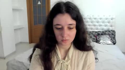 Kate online show from November 2025 09:08:02 AM