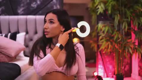 Gina online show from June 2026 08:13:02 PM