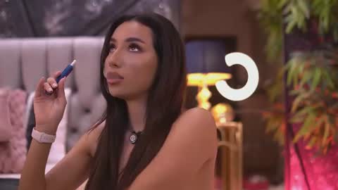 Gina online show from June 2026 08:03:01 PM