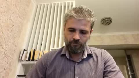 Snapshot of gindrie chatting on September 2025 11:10:01 AM Gabriel online show from September 2025 11:10:01 AM