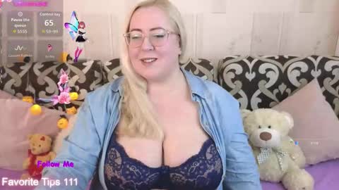 Snapshot of ginesia chatting on October 2025 01:03:02 PM ginesia online show from October 2025 01:03:02 PM