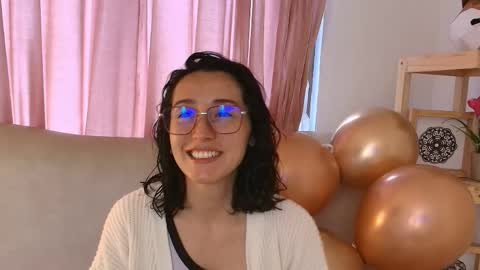 Snapshot of ginevra_esposito chatting on April 2026 12:44:02 PM Ginn online show from April 2026 12:44:02 PM