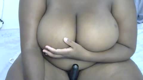 Snapshot of ginger_babes1 chatting on October 2025 11:05:01 AM ginger_babes1 online show from October 2025 11:05:01 AM