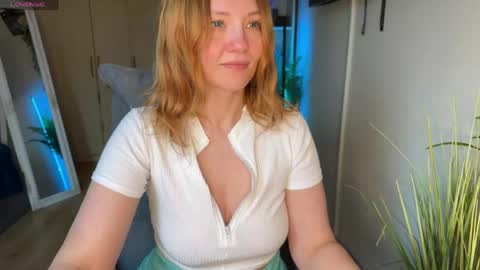 Snapshot of ginger_lure chatting on April 2026 12:12:01 PM Valery online show from April 2026 12:12:01 PM