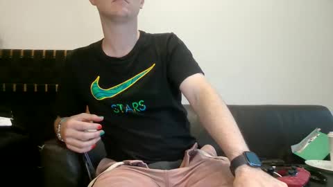 Snapshot of gingerbreaddan chatting on December 2024 09:28:02 AM GingerbreadDan online show from December 2024 09:28:02 AM