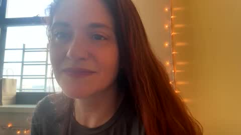 Snapshot of gingerlynx chatting on November 2025 04:30:01 PM gingerlynx online show from November 2025 04:30:01 PM