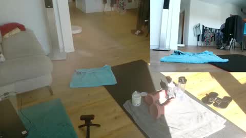 GingerPink online show from October 2025 12:28:02 PM