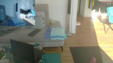 GingerPink online show from December 2025 12:20:01 PM