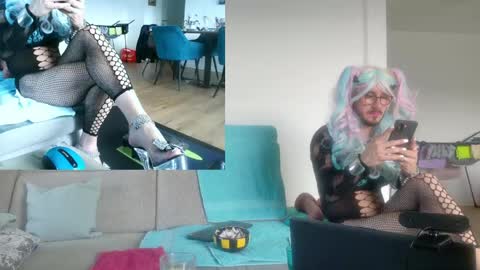 GingerPink online show from May 2026 09:03:01 AM