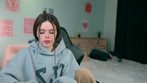Ginny online show from June 2026 05:57:02 PM