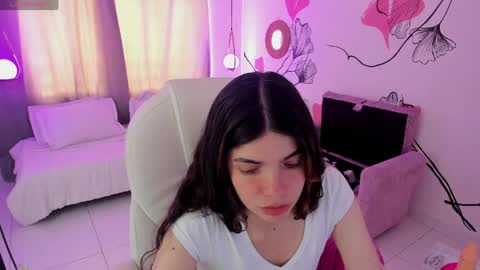 Kendall online show from May 2026 02:45:01 PM