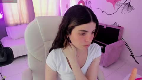Kendall online show from May 2026 04:04:02 PM