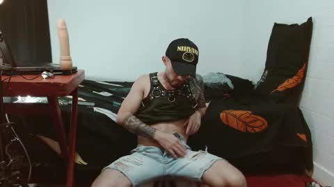 Snapshot of gino_vallen chatting on September 2025 02:44:02 AM gino_vallen online show from September 2025 02:44:02 AM