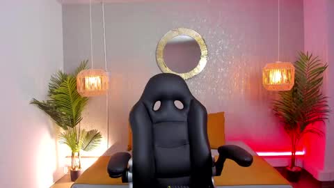 Gio Carangi online show from May 2026 03:12:01 AM