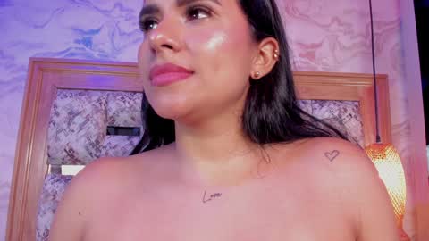 giorgia online show from December 2024 03:10:02 PM