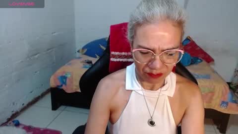 Snapshot of giorgia_xue53 chatting on December 2024 01:43:01 AM Mary online show from December 2024 01:43:01 AM
