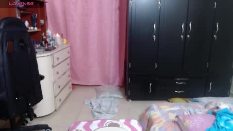 Snapshot of giorgia_xue53 chatting on October 2025 05:17:02 AM Mary online show from October 2025 05:17:02 AM