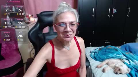 Snapshot of giorgia_xue53 chatting on November 2025 03:05:01 AM Mary online show from November 2025 03:05:01 AM