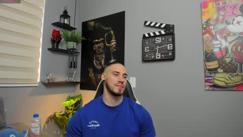 Snapshot of giorgio_leone2 chatting on January 2025 08:14:02 PM Giorgio leone online show from January 2025 08:14:02 PM